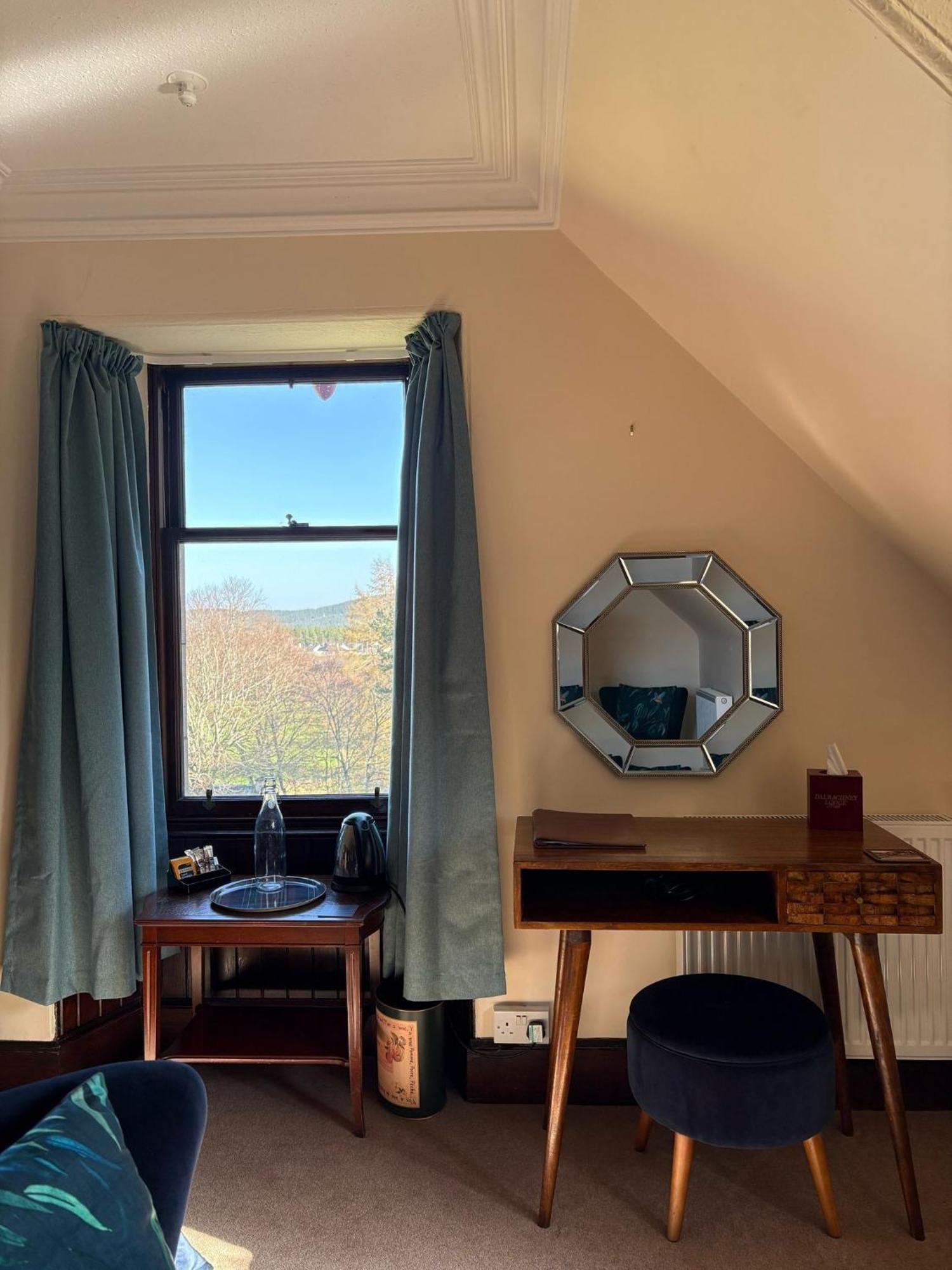 Dalrachney Lodge كاريبريدج الغرفة الصورة